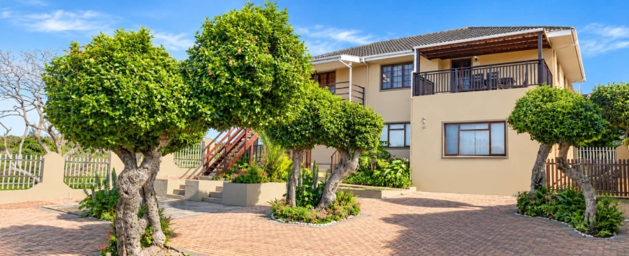 6 Bedroom Property for Sale in Franskraal Western Cape